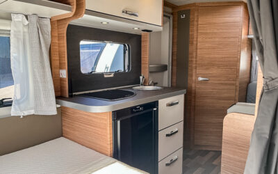 Husvagnar till salu 110 Weinsberg-Cara One 390 QD Edition Hot *Skinnklädsel *El-golv-(2025)-3136218