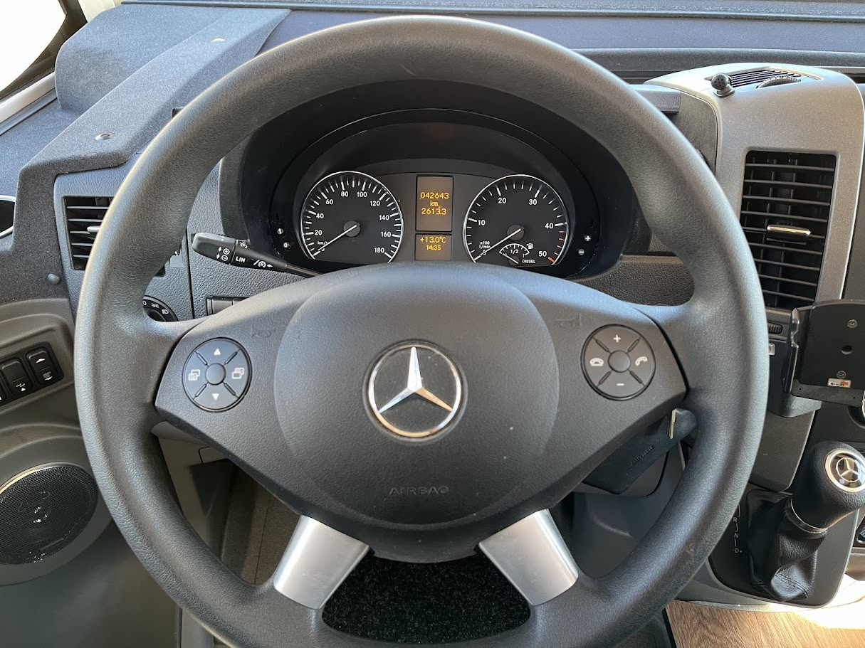 Hymer-B 690 *Automat * Queenbädd * Hydrauliska stödben-(2019)-3152453