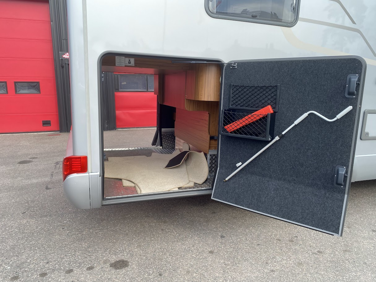 Hymer-B 690 *Automat * Queenbädd * Hydrauliska stödben-(2019)-3152455