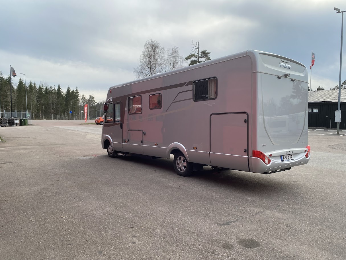 Hymer-B 690 *Automat * Queenbädd * Hydrauliska stödben-(2019)-3152458