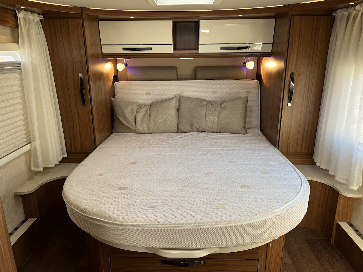 Hymer-B 690 *Automat * Queenbädd * Hydrauliska stödben-(2019)-3152442