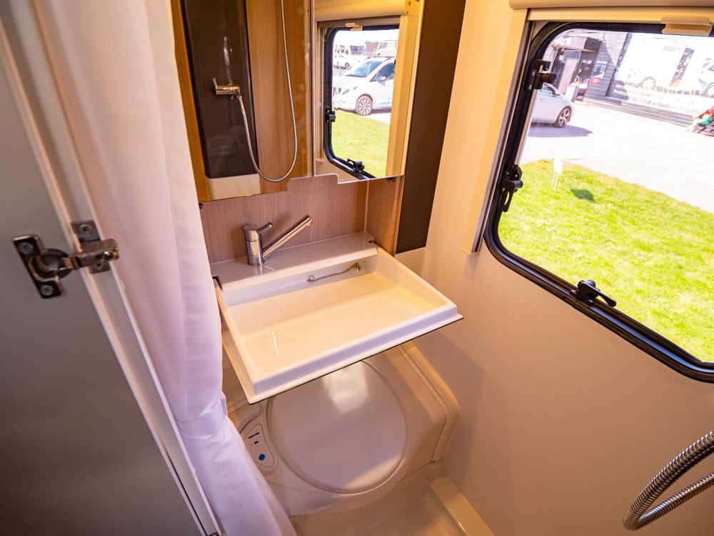 Adria-ACTION 361 LH *TRUMA-(2018)-3152431