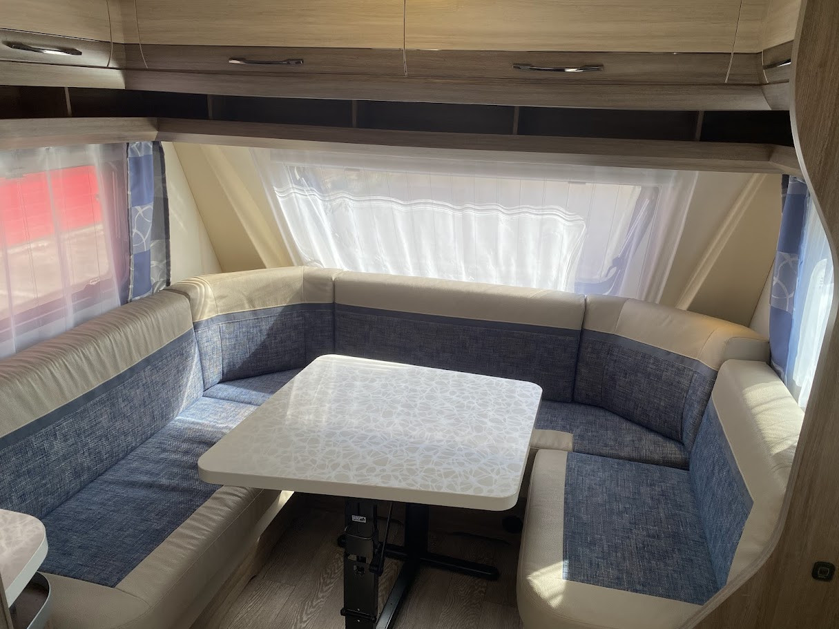 Hobby-460 LU DE LUXE *Långbäddar *Golvvärme *Förtält-(2016)-3157024