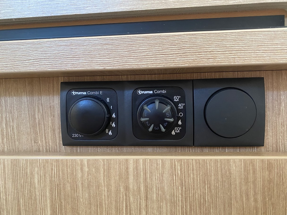 Sunlight-T 68 *Automat *Solcell *Cykelställ-(2016)-3157010