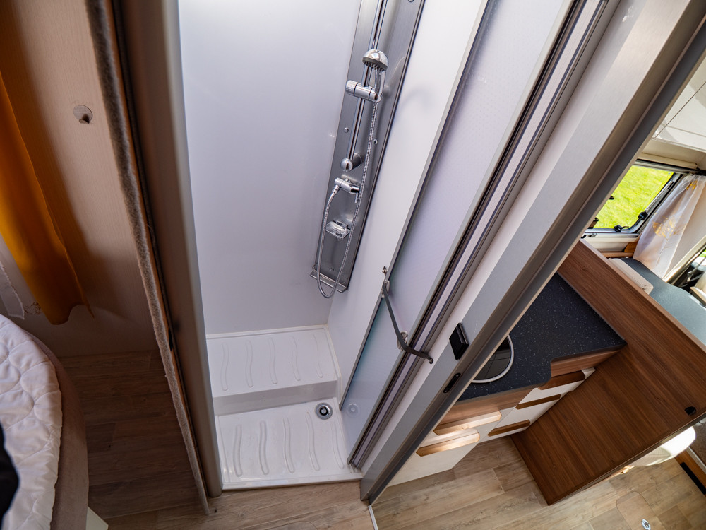 Pilote-P 740 C *Queenbädd *Automat-(2021)-3159256