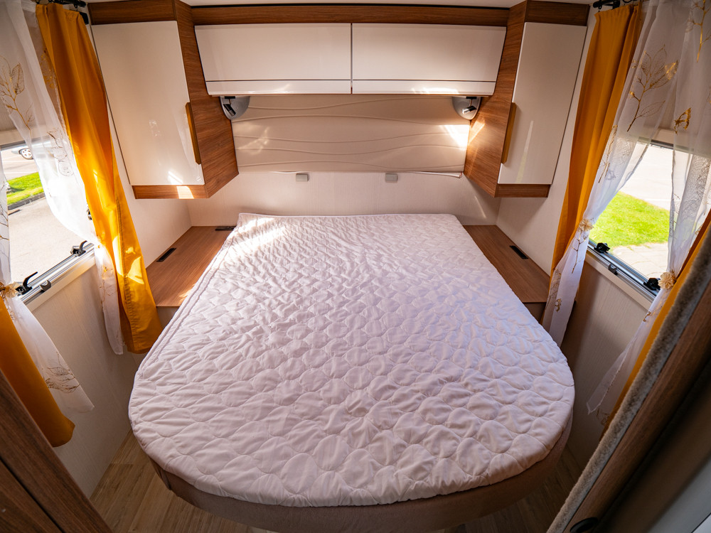 Pilote-P 740 C *Queenbädd *Automat-(2021)-3159250