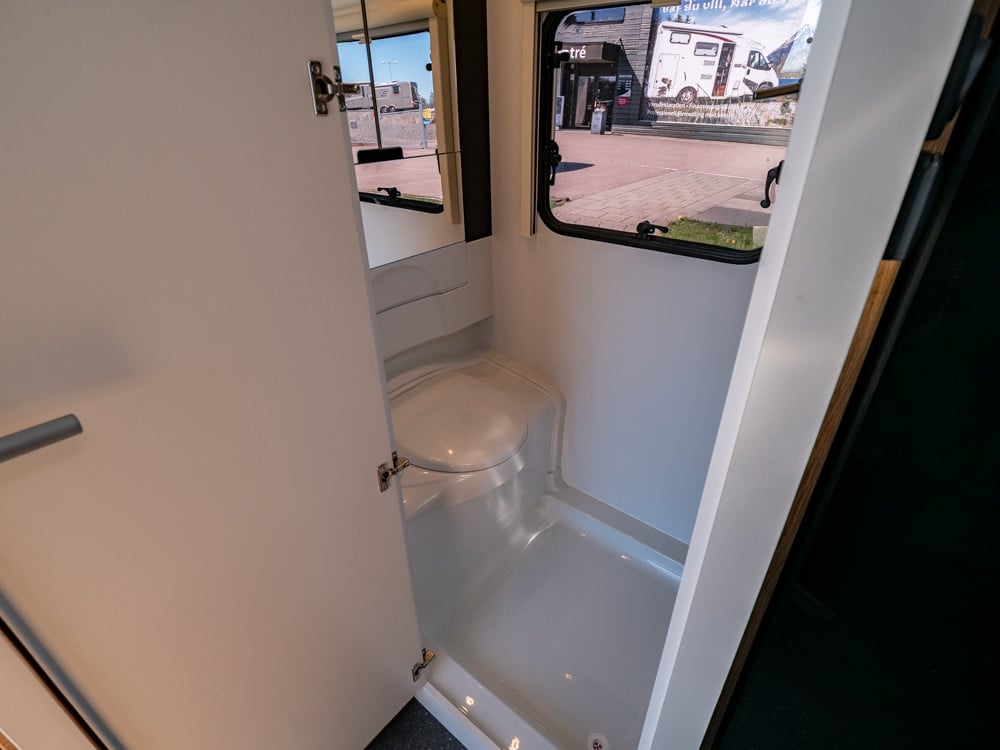 Adria-Action Sport-(2023)-3157086