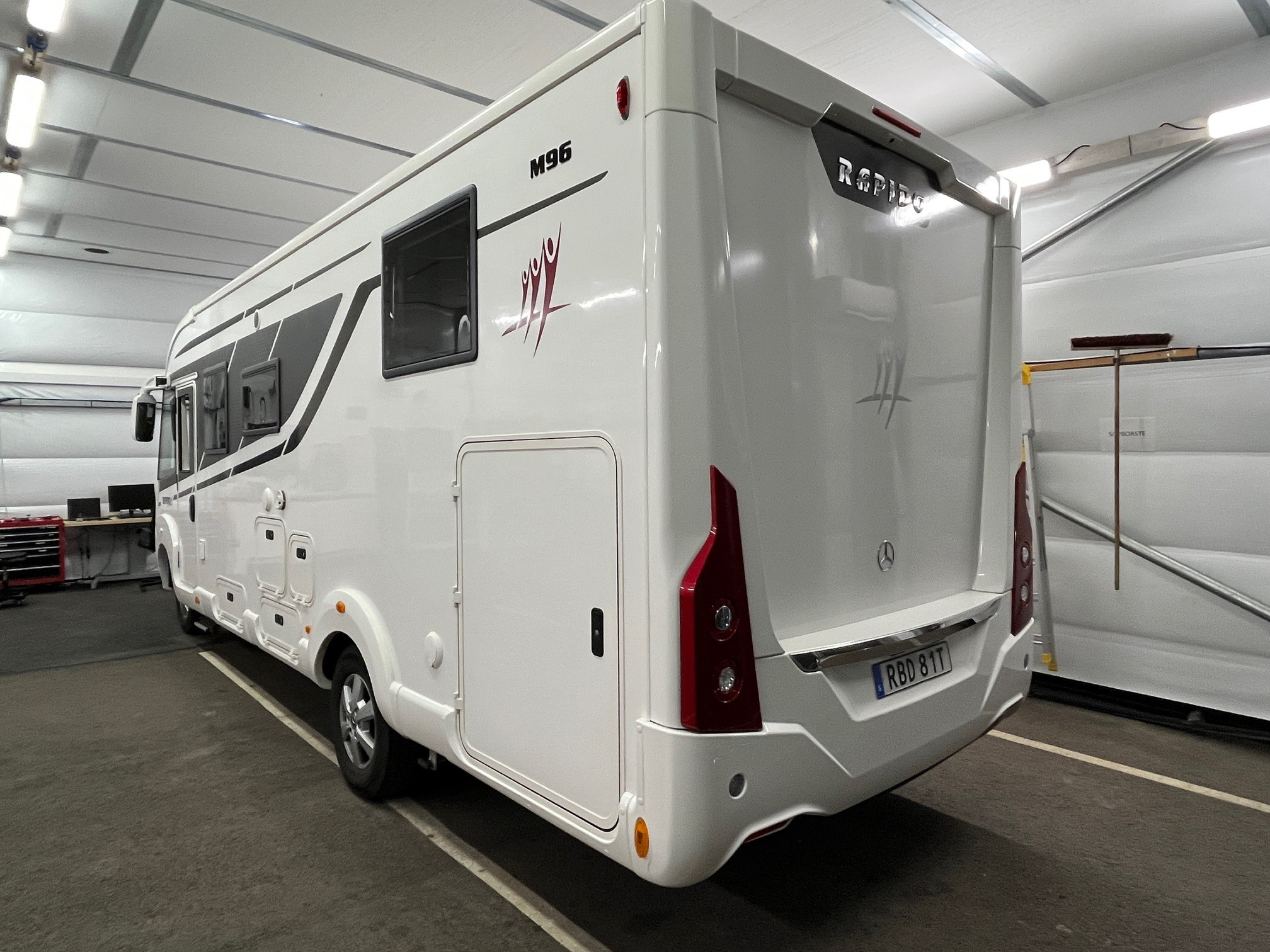 Rapido-M96 *Mercedes *Queenbed *Solcell *Lithiumbatteri-(2023)-3159287
