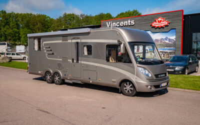 Hymer-B 898 SL ED-S *Queenbädd-(2015)