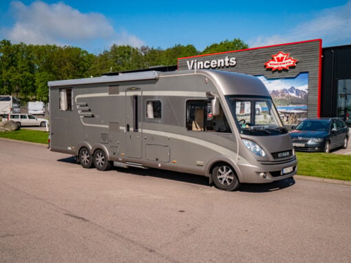 Hymer-B 898 SL ED-S *Queenbädd-(2015)
