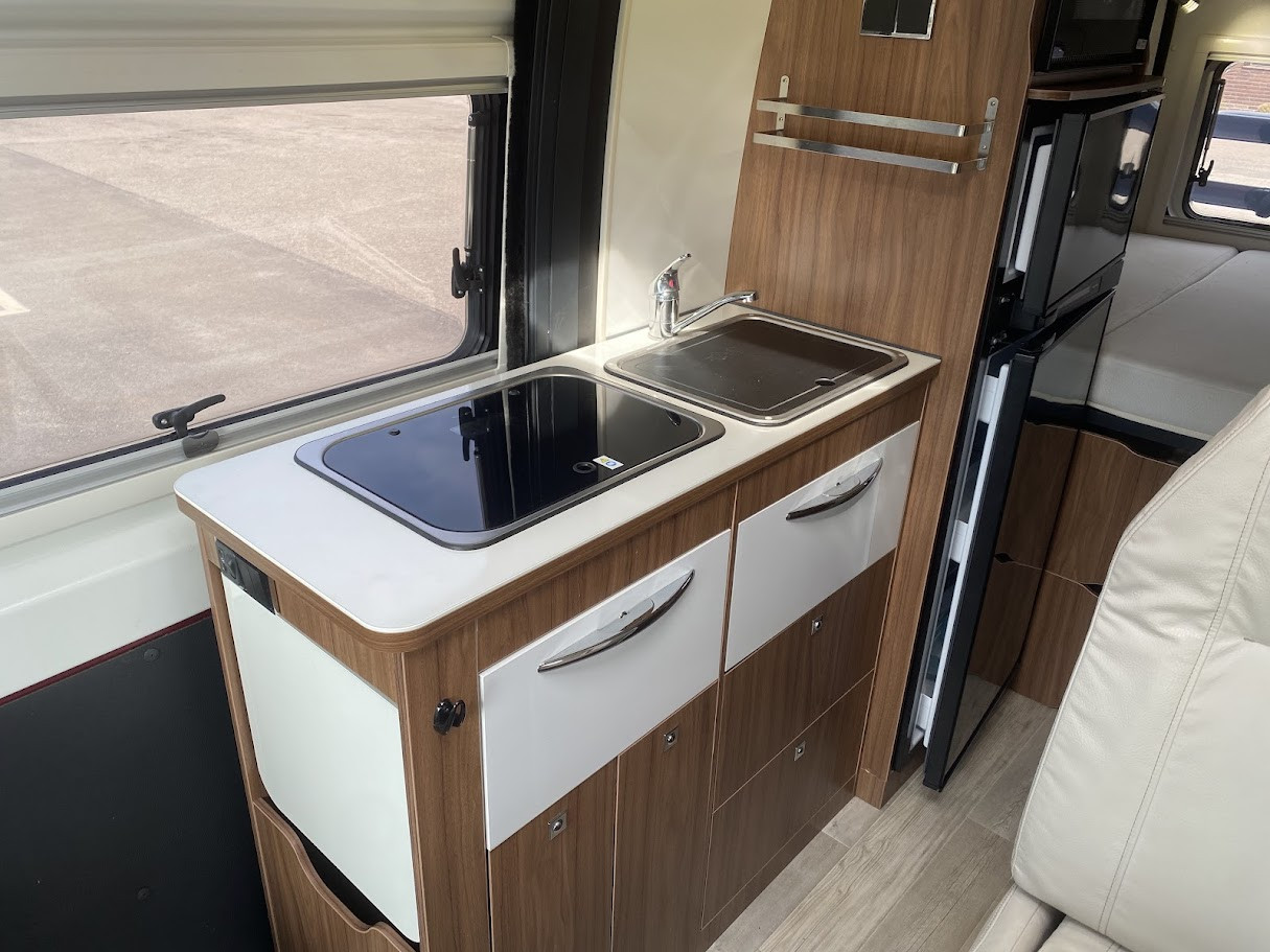 Pilote-V600G *Truma *AC-bodel *Cykelställ-(2018)-3162806