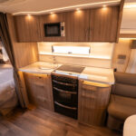 KABE-ROYAL 560 XL KS *Queenbädd *AC *ALDE-(2020)-3162827