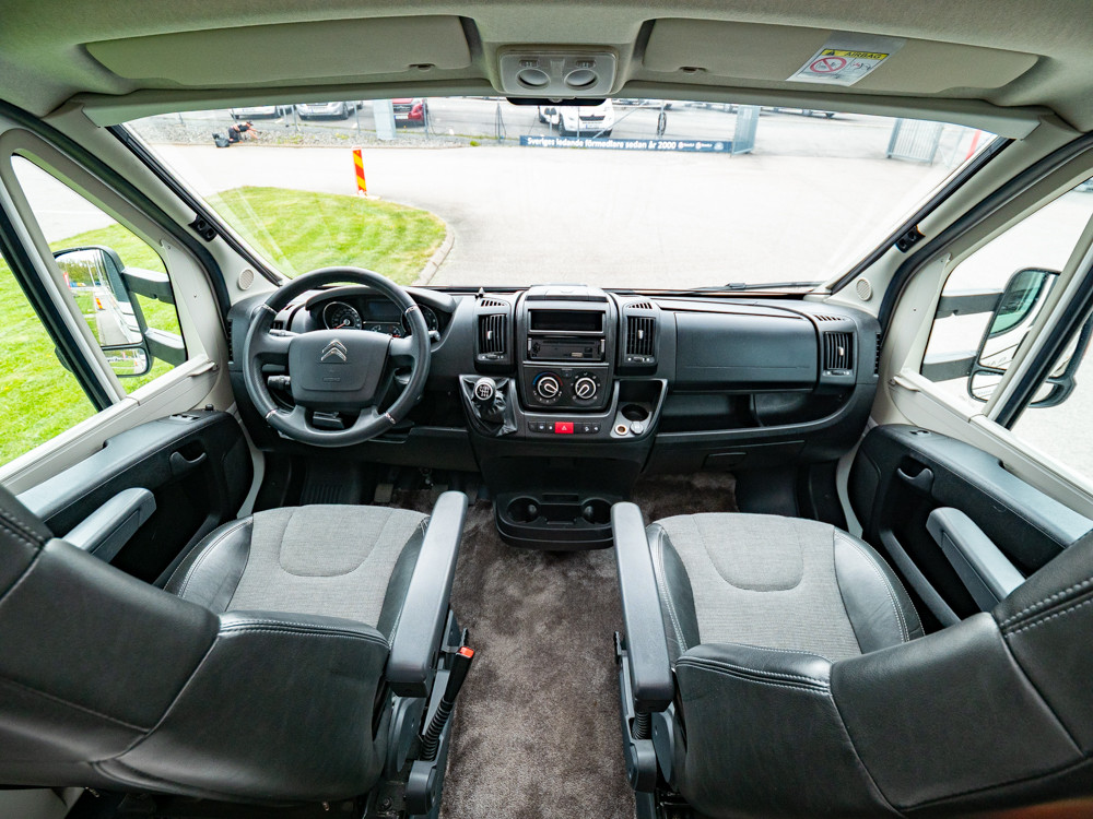 Adria-CORAL 670 DL-(2021)-3182284