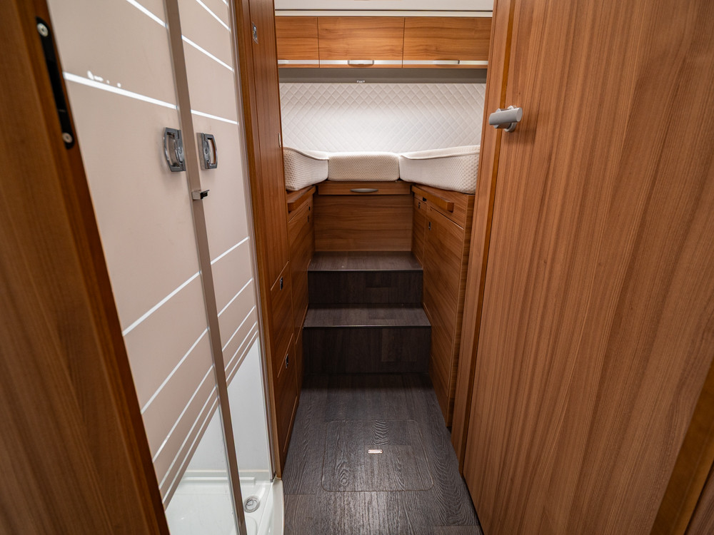Adria-CORAL 670 DL-(2021)-3182275