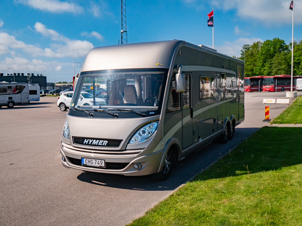 Hymer-B 898 SL ED-S *Queenbädd-(2015)-3199503