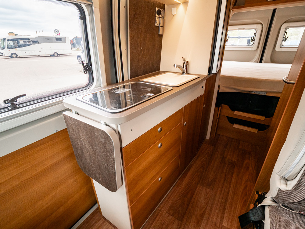 Knaus-VAN TOURER 600 *Truma *Dubbelbädd-(2019)-3182251