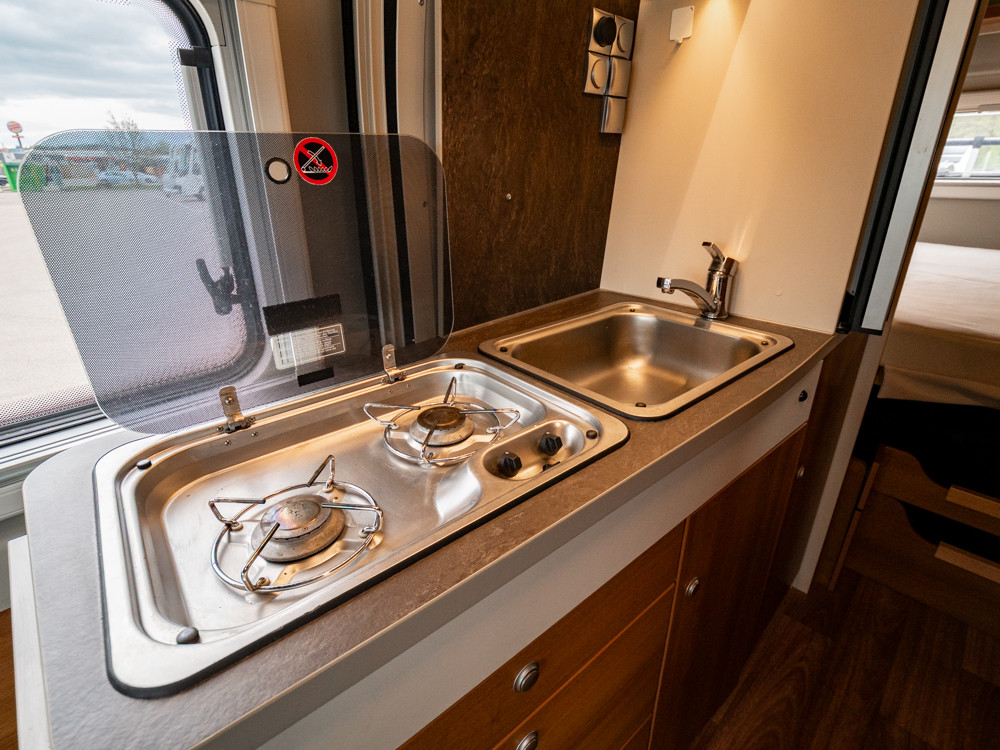 Knaus-VAN TOURER 600 *Truma *Dubbelbädd-(2019)-3182252