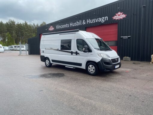 Carado-Vlow *Truma *Tvärbädd *Solcell-(2019)-3192648
