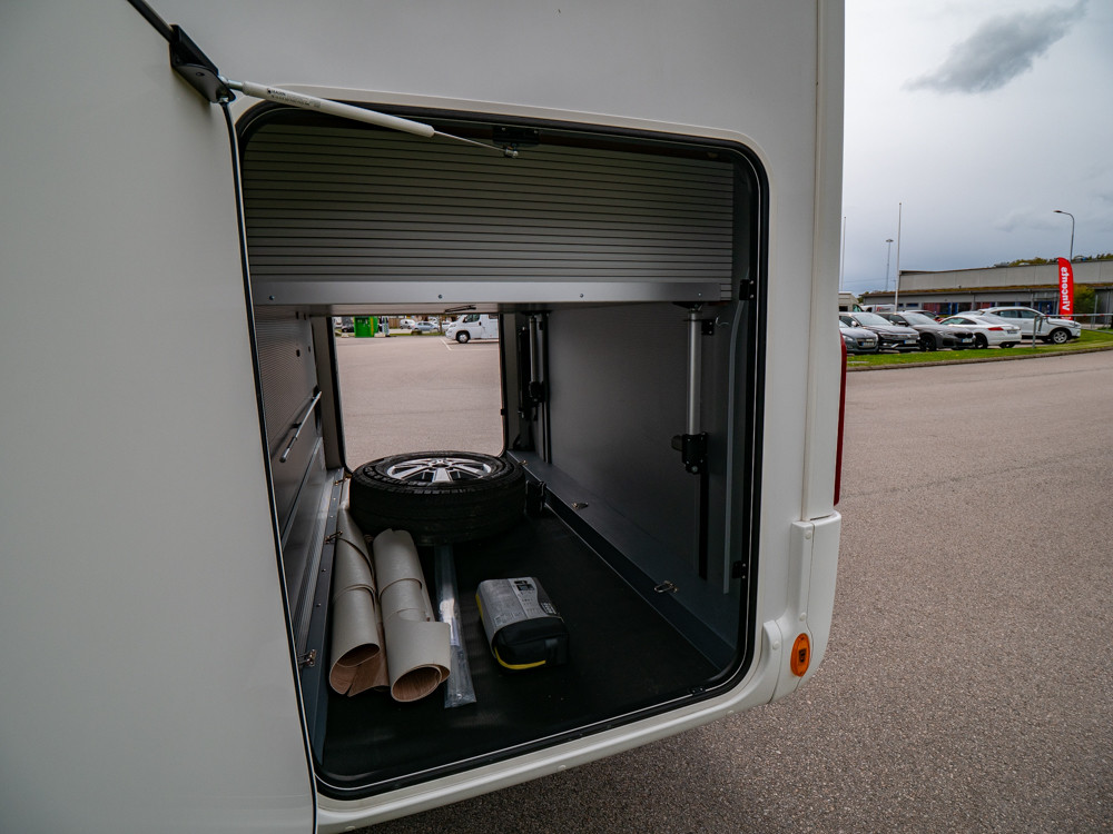 Rapido-M96 *Mercedes *Queenbed *Solcell *Lithiumbatteri-(2023)-3182243