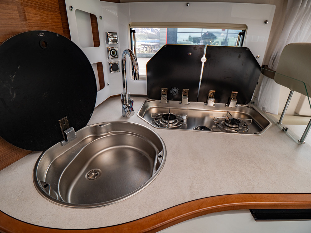 Rapido-M96 *Mercedes *Queenbed *Solcell *Lithiumbatteri-(2023)-3182225