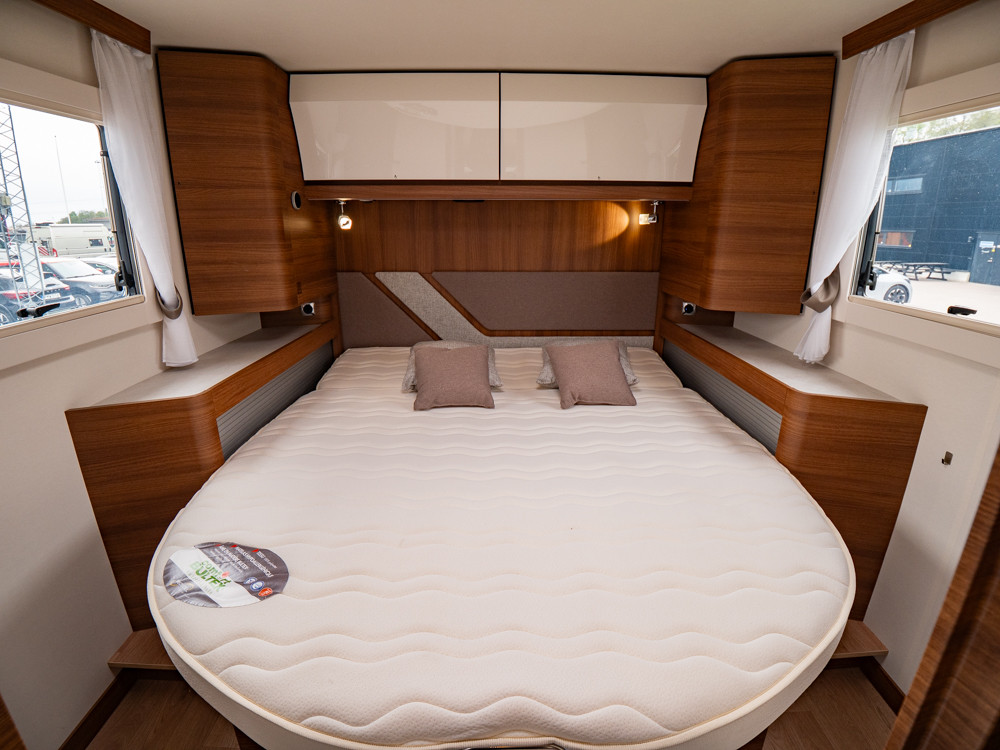 Rapido-M96 *Mercedes *Queenbed *Solcell *Lithiumbatteri-(2023)-3182228
