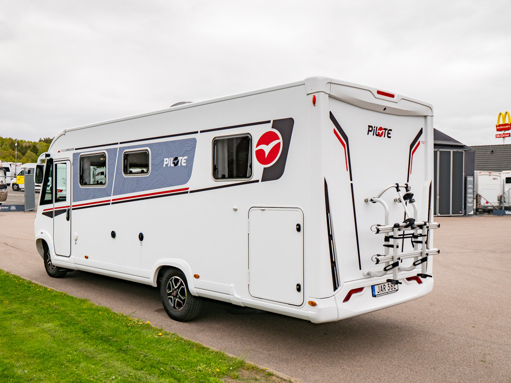 Pilote-G740FC *Queensbed *Truma *Automat-(2024)-3177814