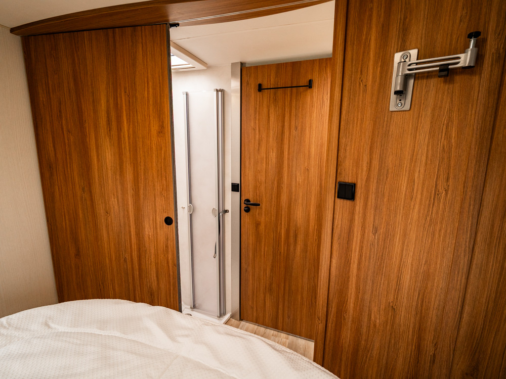 Pilote-G740FC *Queensbed *Truma *Automat-(2024)-3177800