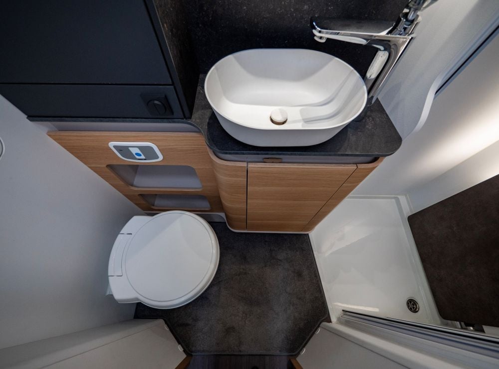 Adria-CORAL 670 SLT Plus *Alde *Solcell-(2022)-3166884