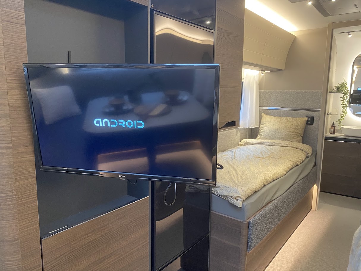 Adria-ALPINA 613 UT-(2022)