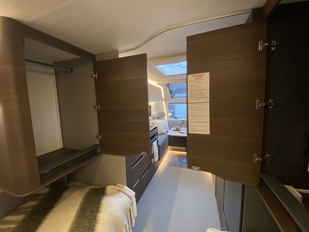 Adria-ALPINA 613 UT-(2022)