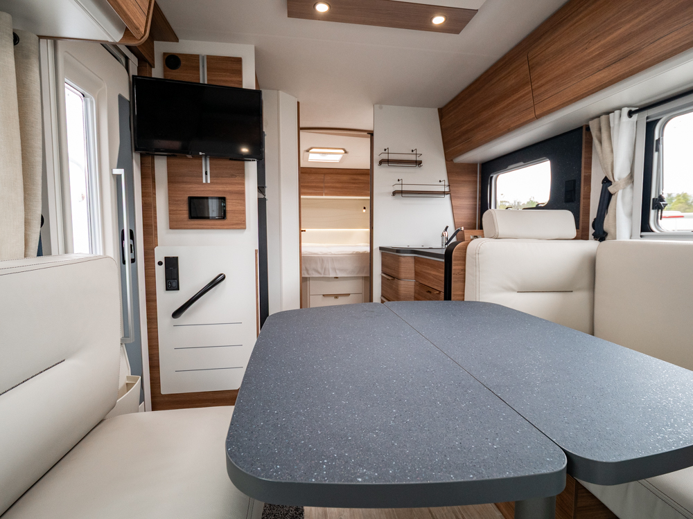 Pilote-G740FC *Queensbed *Truma *Automat-(2024)-