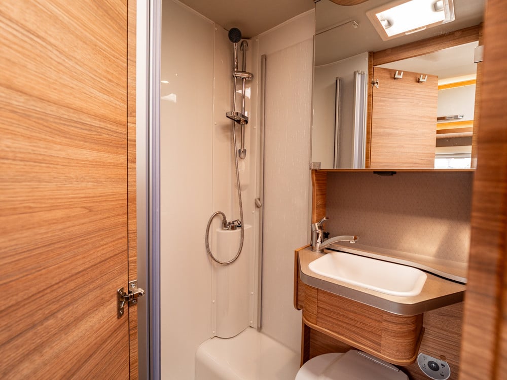 Weinsberg-Pepper Edition 600 *Långbädd-(2022)-3251908