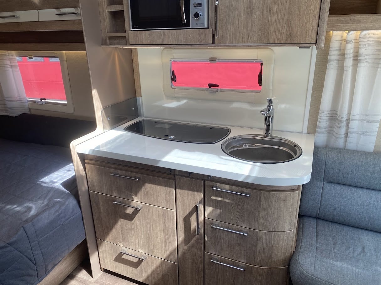 KABE-CLASSIC 470 XL KS *ALDE *Fransk bädd-(2019)-3207771