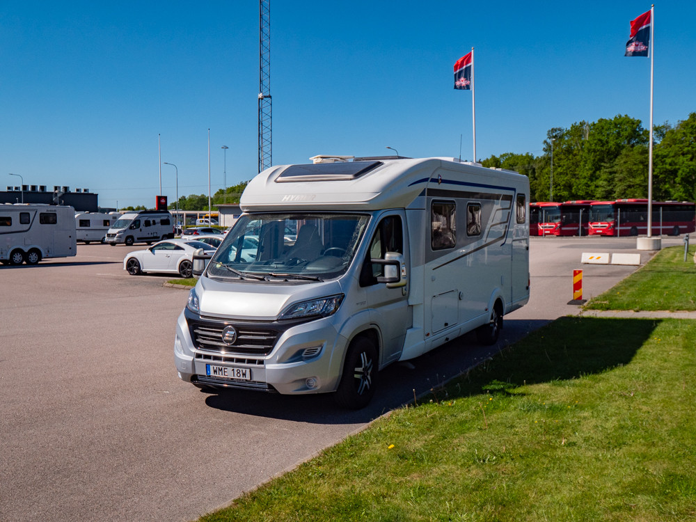 Hymer-T 704 SL *ALDE *Hydrauliska stödben *Solcell-(2019)-3214645