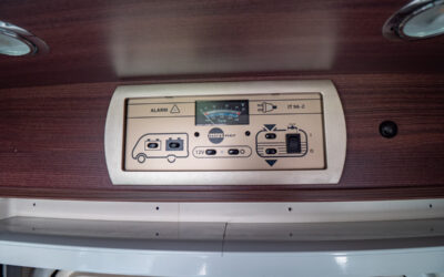Bürstner-T 720 *Långbäddar *Toa bak *Automat-(2014)-3238600