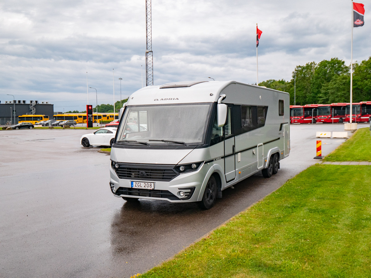 Adria-SONIC SUPREME I 810SC *Hydrauliska stödben-(2020)-3248748