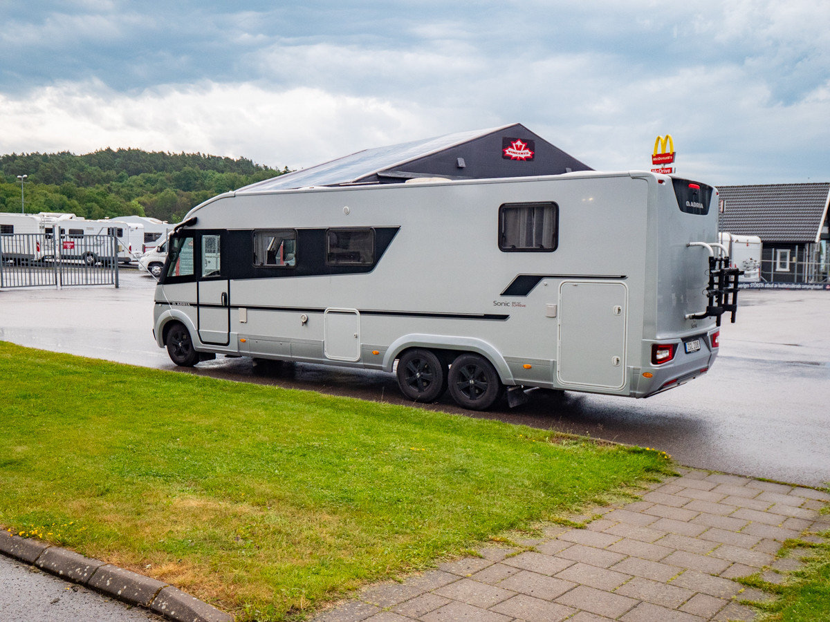 Adria-SONIC SUPREME I 810SC *Hydrauliska stödben-(2020)-3248749