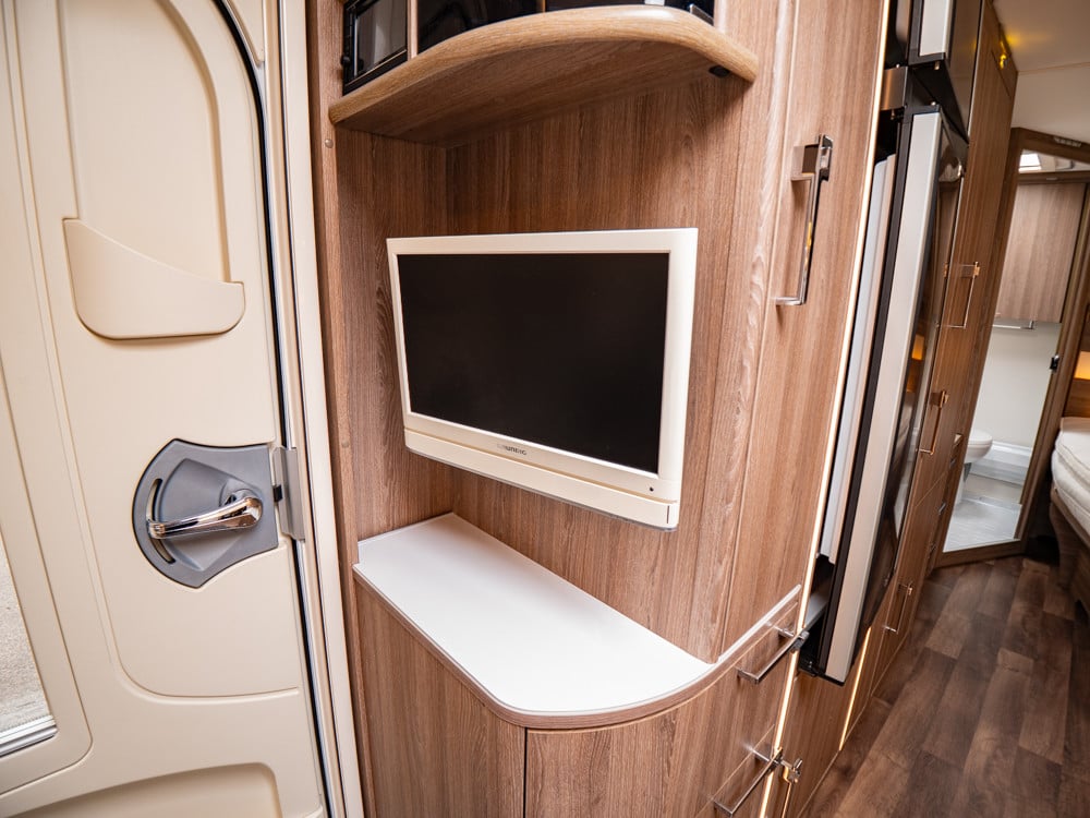 KABE-ROYAL 600 XL KS *Solcell *Alde *Mover-(2019)-3231777