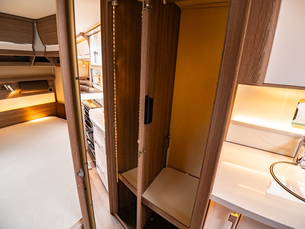 KABE-ROYAL 600 XL KS *Solcell *Alde *Mover-(2019)-3231778