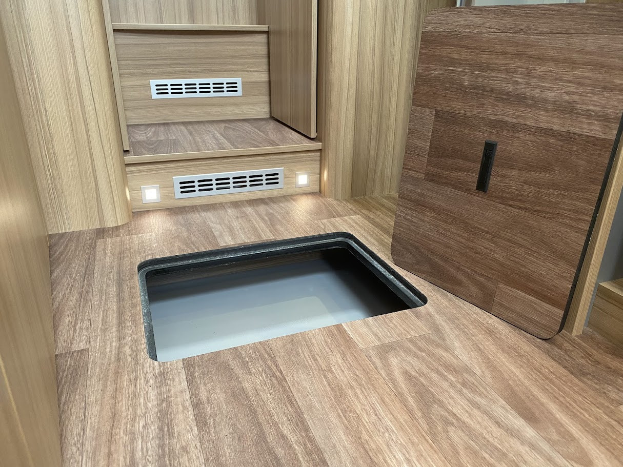 Knaus-Sun TI Platinum Selection 700 MEG-(2018)-3224408