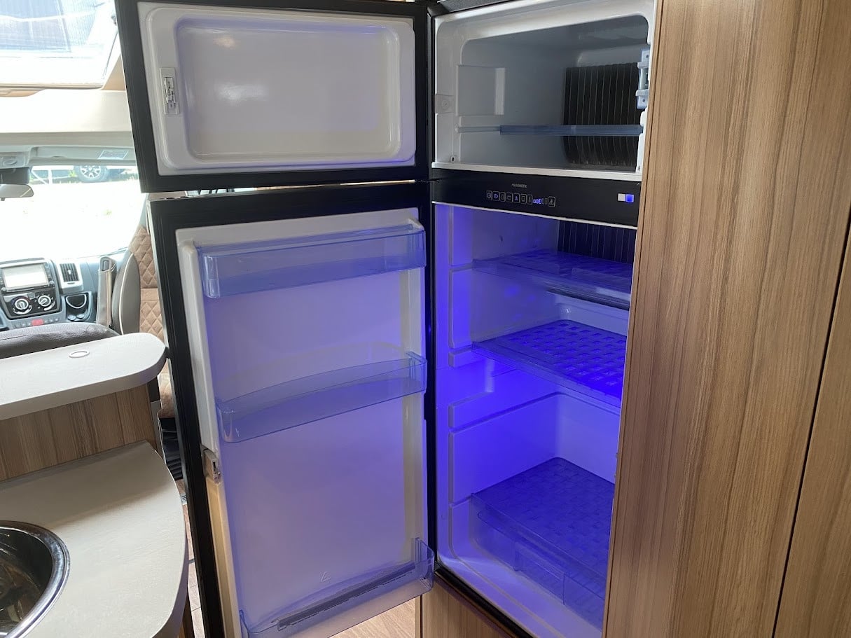 Knaus-Sun TI Platinum Selection 700 MEG-(2018)-3224399