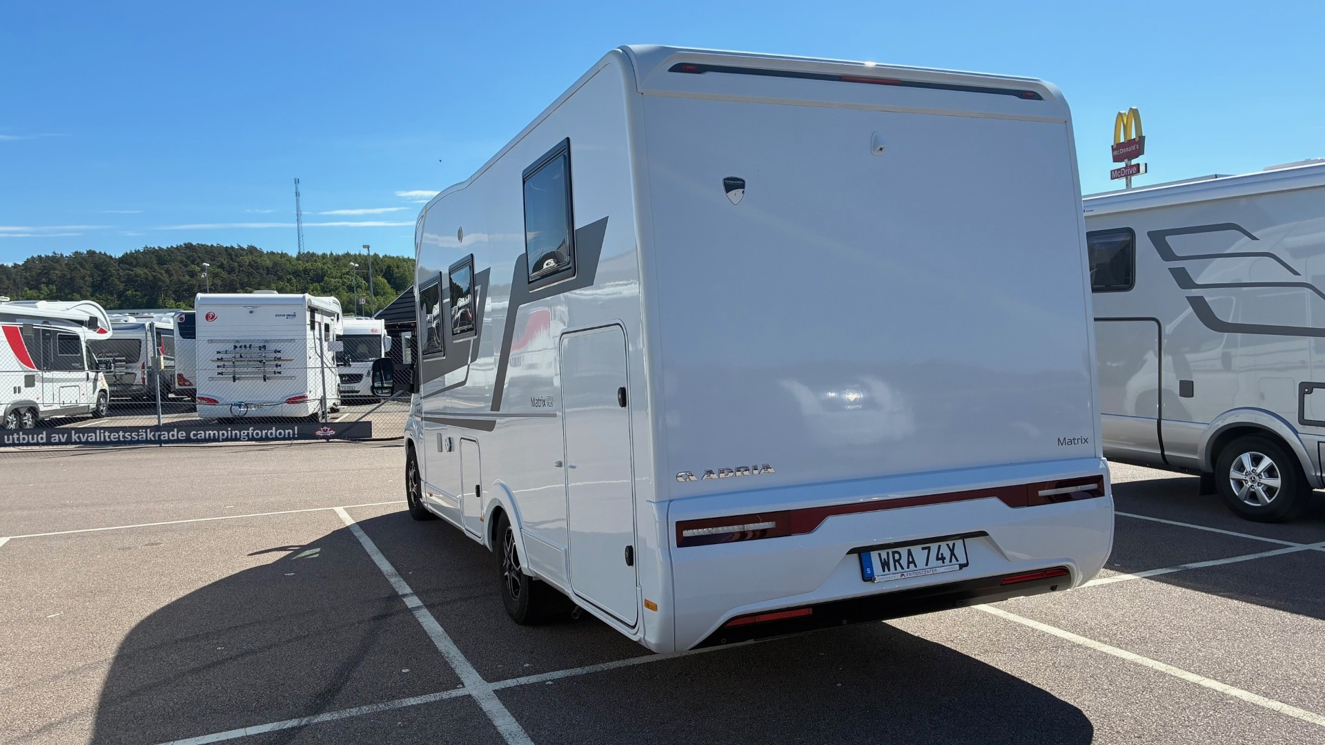 Adria-MATRIX 670 SL *KOMMANDE *Hydraul. ben *Alde *Lågmil-(2024)-3207986