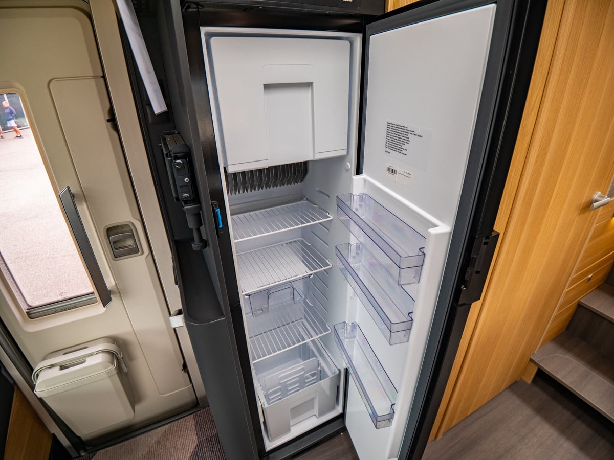 Adria-MATRIX 670 SL *Hydraul. ben *Alde *Lågmil-(2024)-3238541