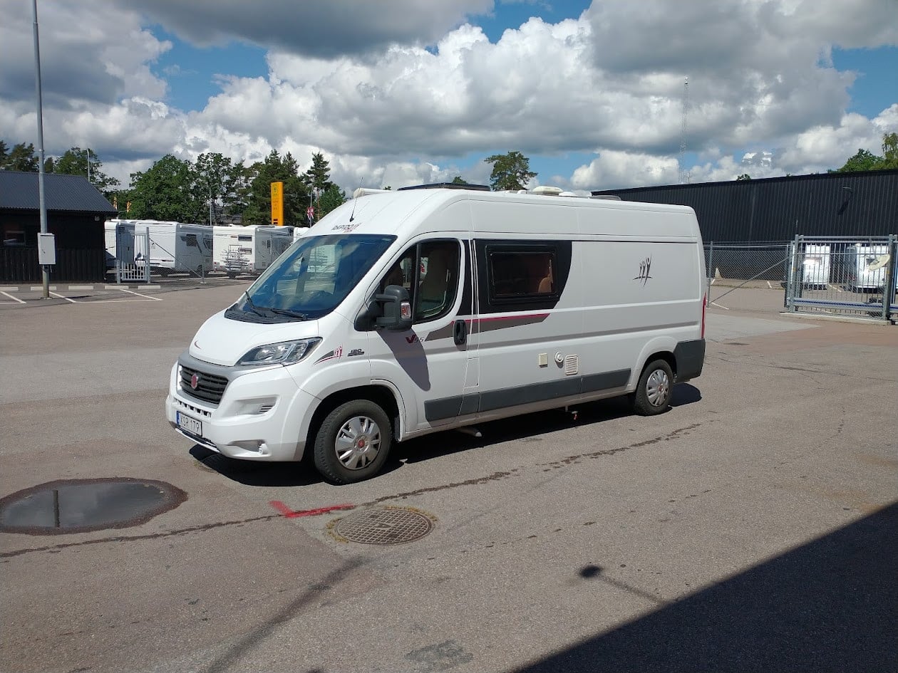 Rapido-V55 33L *Truma *Solcell-(2016)-3234461