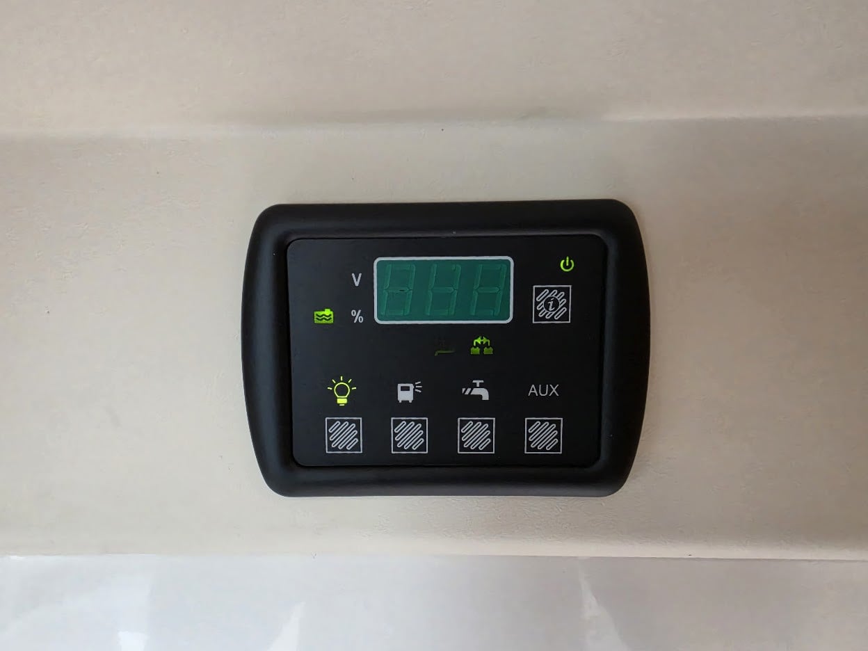 Rapido-V55 33L *Truma *Solcell-(2016)-3234454