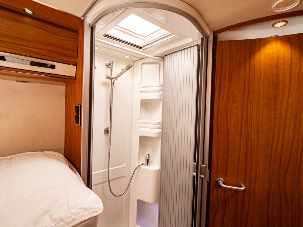 Hymer-B 704 Premium Line *Långbädd *AC-Bodel-(2017)-3242946