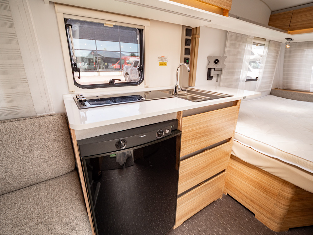 Adria-ALTEA 472 PU *Dubbelbädd-(2020)-3248153