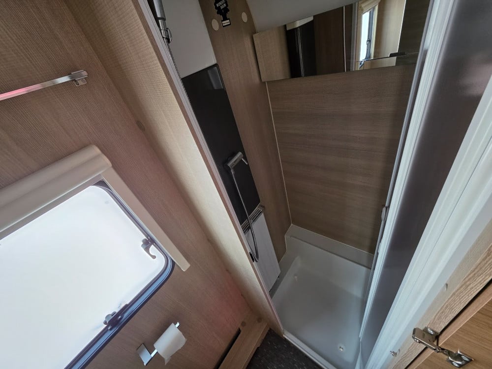 Adria-ADORA 573 PT *ALDE *Barnkammare *Mover-(2015)-3255785