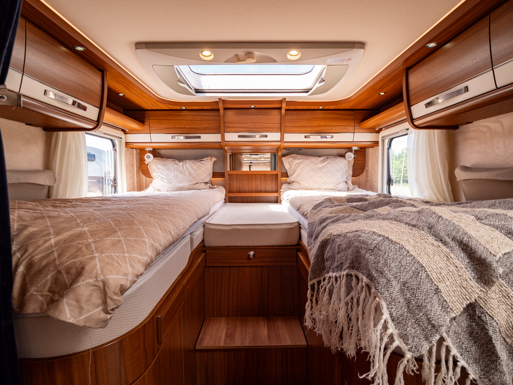 Hymer-B 704 Premium Line *Långbädd *AC-Bodel-(2017)