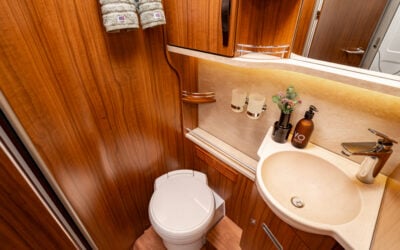 Hymer-B 704 Premium Line *Långbädd *AC-Bodel-(2017)